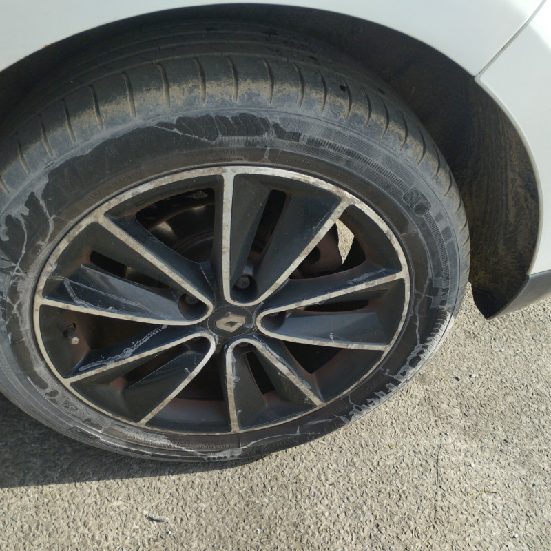 RENAULT GRAND SCENIC 3 PHASE 3 1.2i - 16V TURBO TCE 130 Photo n°22