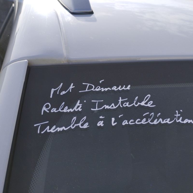 RENAULT GRAND SCENIC 3 PHASE 3 1.2i - 16V TURBO TCE 130 Photo n°24