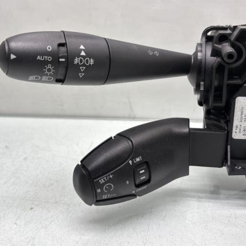 Com (Bloc Contacteur Tournant+Commodo Essuie Glace+Commodo Phare) PEUGEOT 3008 1 Photo n°2