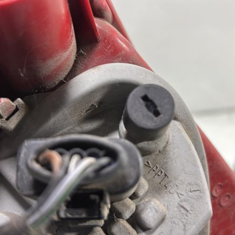 Feu arriere principal droit (feux) AUDI A4 3 Photo n°4