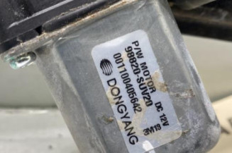 Leve vitre electrique avant gauche OPEL MOKKA 1