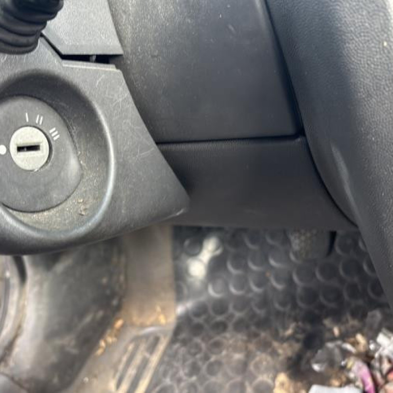 Trappe d'essence OPEL CORSA C Photo n°20