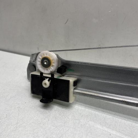 Leve vitre electrique avant droit NISSAN PRIMASTAR 2