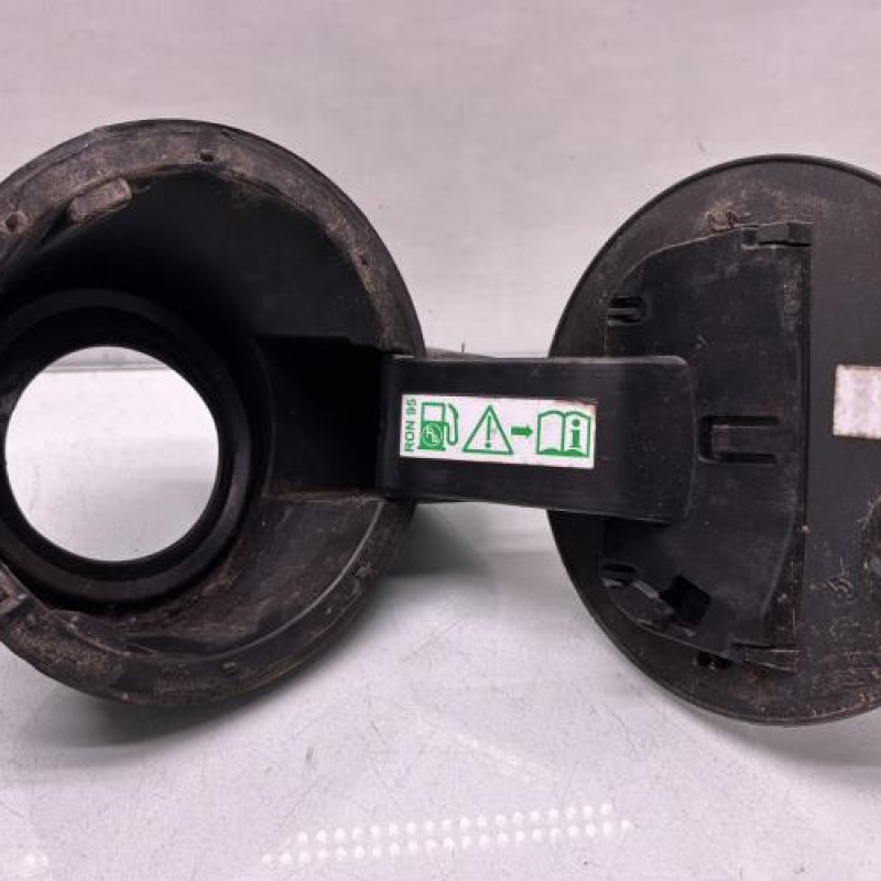 Trappe d'essence PEUGEOT 3008 1 Photo n°3