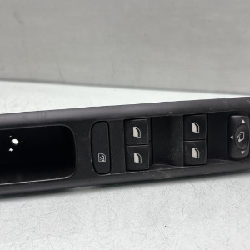 Interrupteur de leve vitre avant gauche PEUGEOT 3008 1 Photo n°1