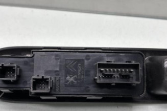 Interrupteur de leve vitre avant gauche PEUGEOT 3008 1