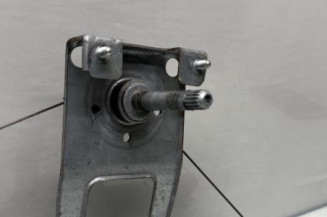 Leve vitre mecanique arriere gauche DACIA SANDERO 1