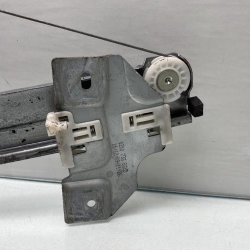 Leve vitre mecanique arriere gauche DACIA SANDERO 1 Photo n°4