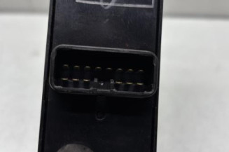 Interrupteur de leve vitre avant gauche MITSUBISHI L 200 3