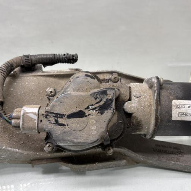 Moteur essuie glace avant MITSUBISHI L 200 3 Photo n°4