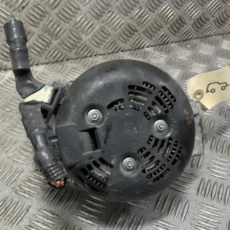 Alternateur BMW SERIE 1 E81 Photo n°3