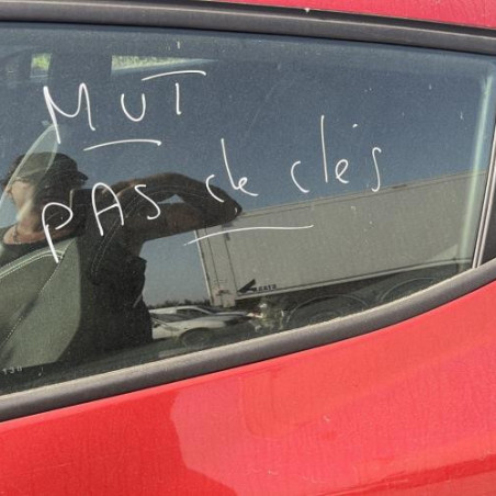 Amortisseur avant gauche RENAULT CLIO 4