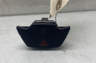 Bouton de warning FORD TRANSIT CUSTOM Photo n°1