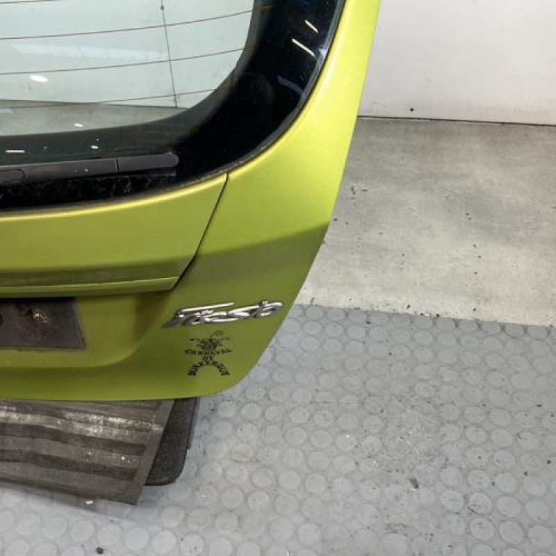 Malle/Hayon arriere FORD FIESTA 6 Photo n°4