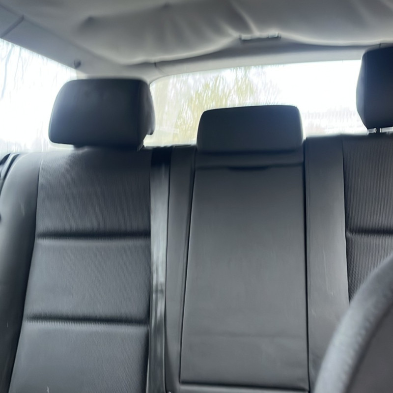 AUDI A4 2 AVANT PHASE 1 BREAK 1.9 TDI - 8V TURBO Photo n°6