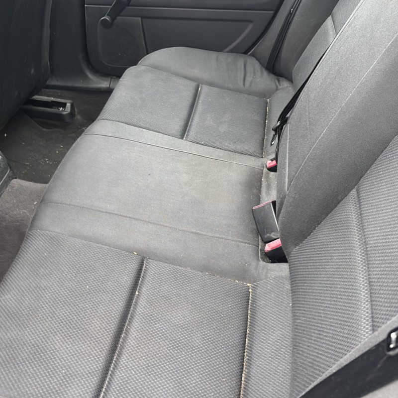 AUDI A4 2 AVANT PHASE 1 BREAK 1.9 TDI - 8V TURBO Photo n°23