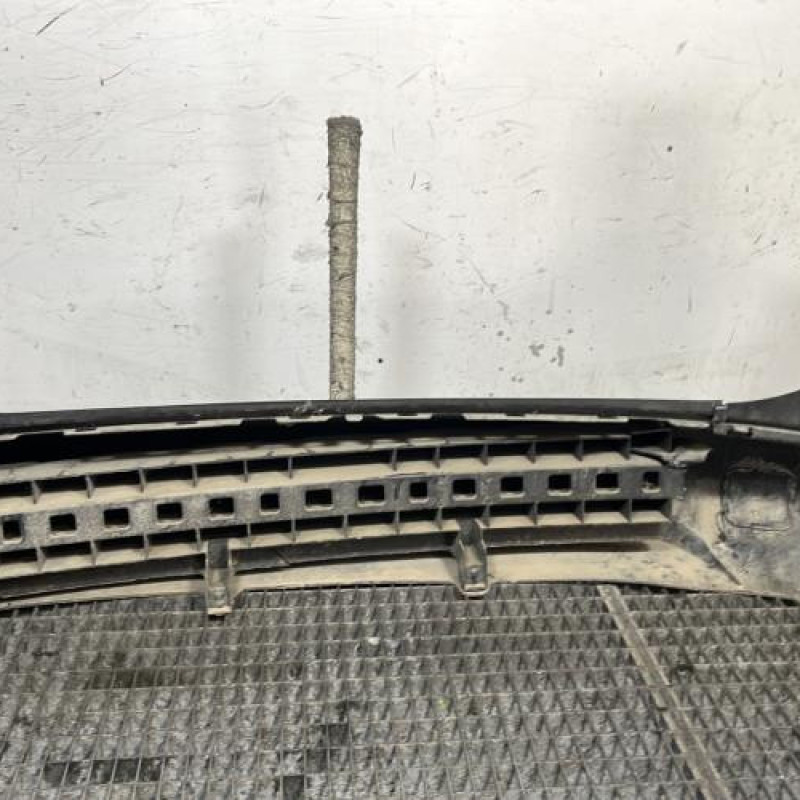 Pare choc arriere RENAULT CLIO 4 Photo n°6