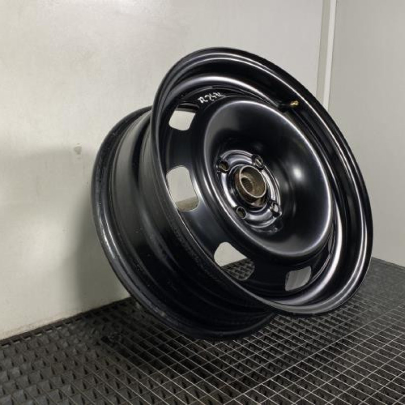 Jante PEUGEOT 208 1 Photo n°4