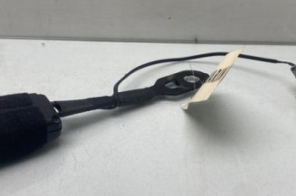 Attache ceinture avant droit PEUGEOT 2008 1