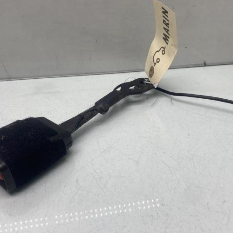 Attache ceinture avant gauche PEUGEOT 2008 1 Photo n°1