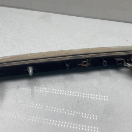 Feu arriere stop central PEUGEOT 2008 1