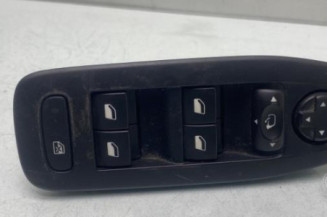 Interrupteur de leve vitre avant gauche PEUGEOT 2008 1 Photo n°1