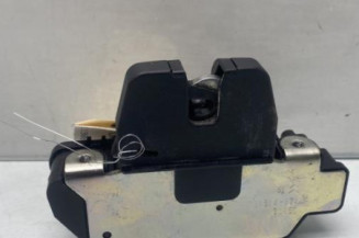 Serrure de coffre PEUGEOT 2008 1 Photo n°1