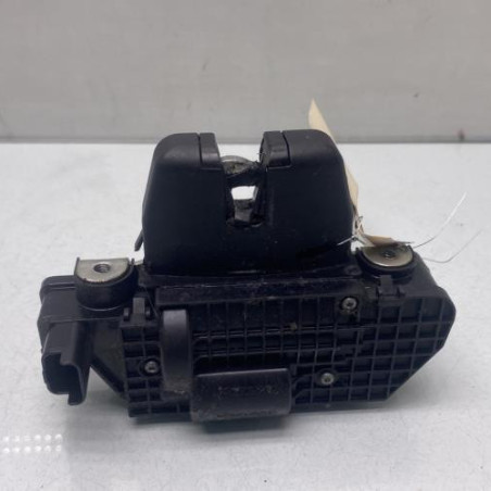 Serrure de coffre PEUGEOT 2008 1