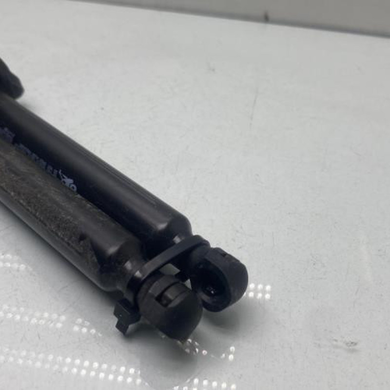 Verin de coffre PEUGEOT 2008 1 Photo n°3