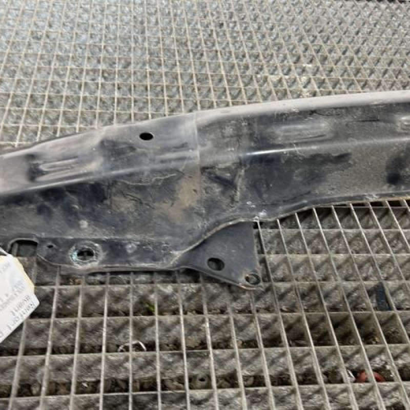 Renfort pare choc avant (traverse) VOLKSWAGEN GOLF 4 Photo n°2