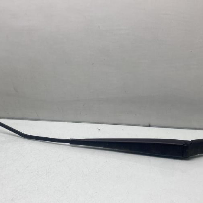 Bras essuie glace avant droit VOLKSWAGEN TOURAN 2 Photo n°1