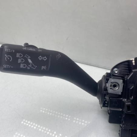 Com (Bloc Contacteur Tournant+Commodo Essuie Glace+Commodo Phare) VOLKSWAGEN TOURAN 2