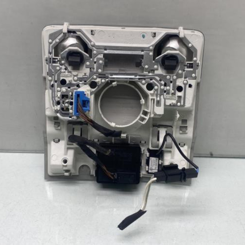 Eclairage de plafonnier VOLKSWAGEN TOURAN 2 Photo n°2