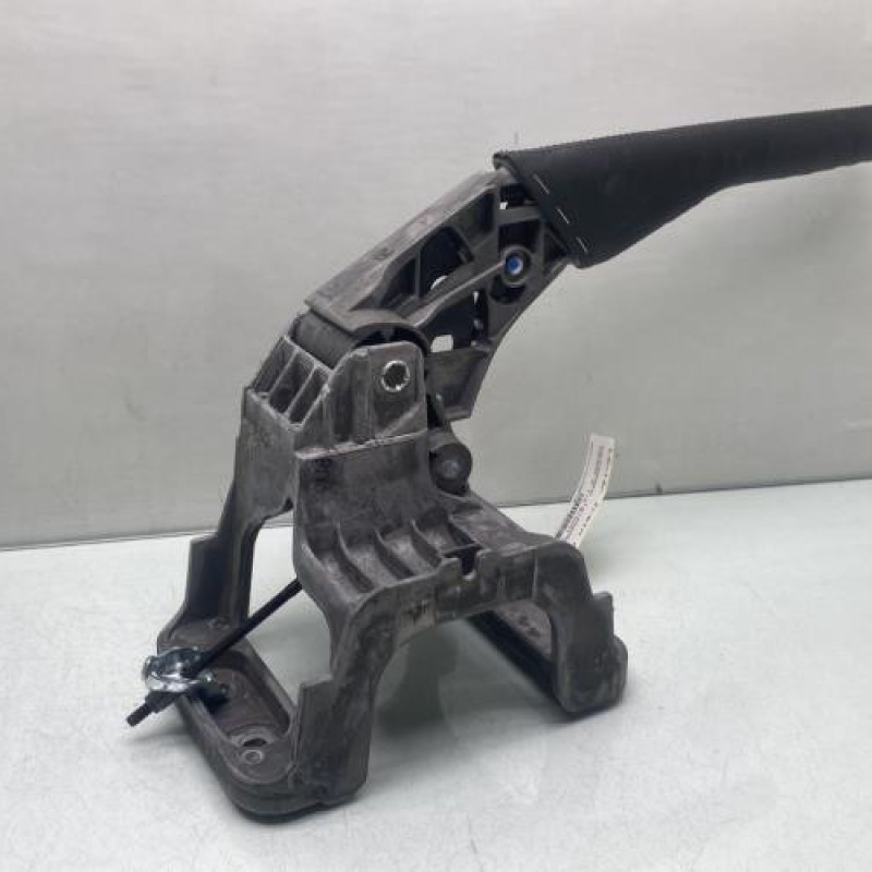 Levier frein à main VOLKSWAGEN TOURAN 2 Photo n°5