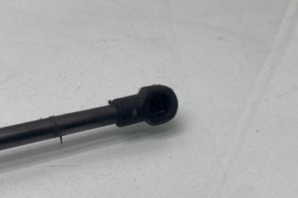 Verin de capot VOLKSWAGEN TOURAN 2