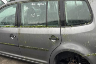 Verin de capot VOLKSWAGEN TOURAN 2