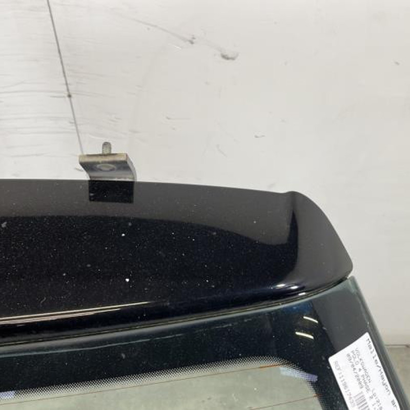 Malle/Hayon arriere VOLKSWAGEN POLO 4 Photo n°3