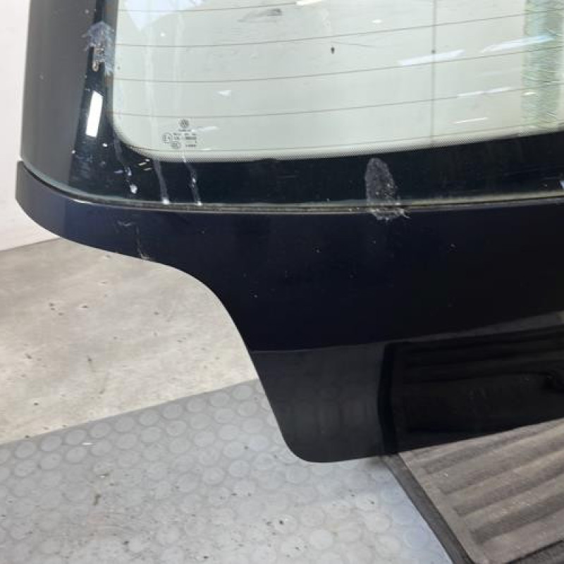 Malle/Hayon arriere VOLKSWAGEN POLO 4 Photo n°5