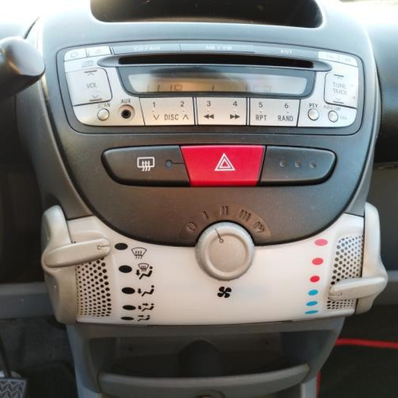 Charniere de capot CITROEN C1 1 Photo n°19