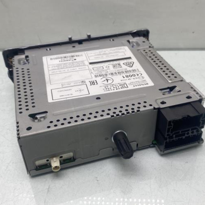 Autoradio d'origine RENAULT SCENIC 3 Photo n°2