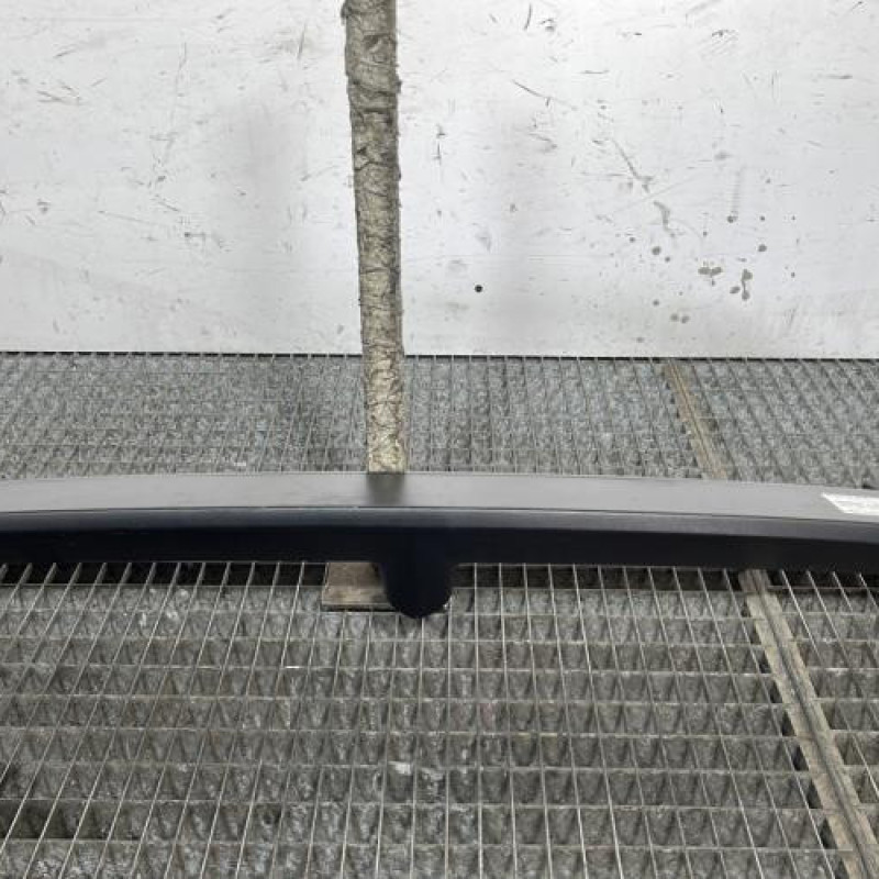 Becquet RENAULT TWINGO 3 Photo n°1