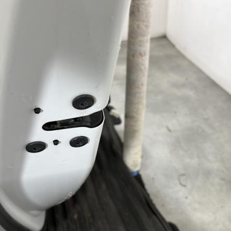 Porte arriere gauche PEUGEOT 308 2 Photo n°6