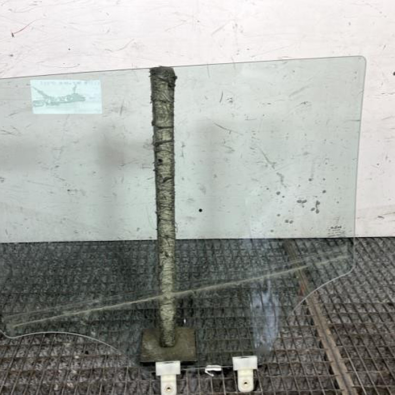 Vitre arriere droit KIA STONIC Photo n°4