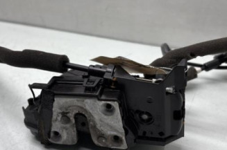 Serrure arriere droit RENAULT CLIO 4 Photo n°1