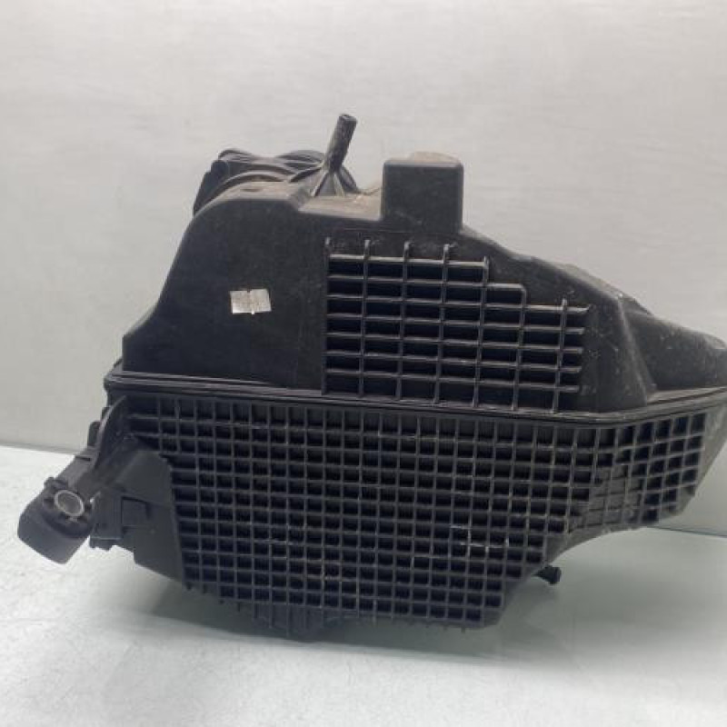 Boitier filtre a air RENAULT CLIO 4 Photo n°1