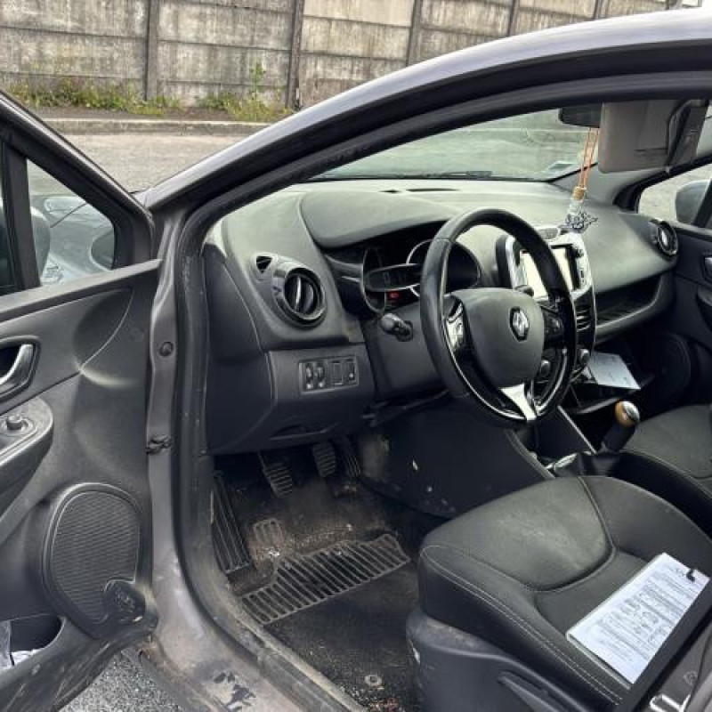 Boitier filtre a air RENAULT CLIO 4 Photo n°14