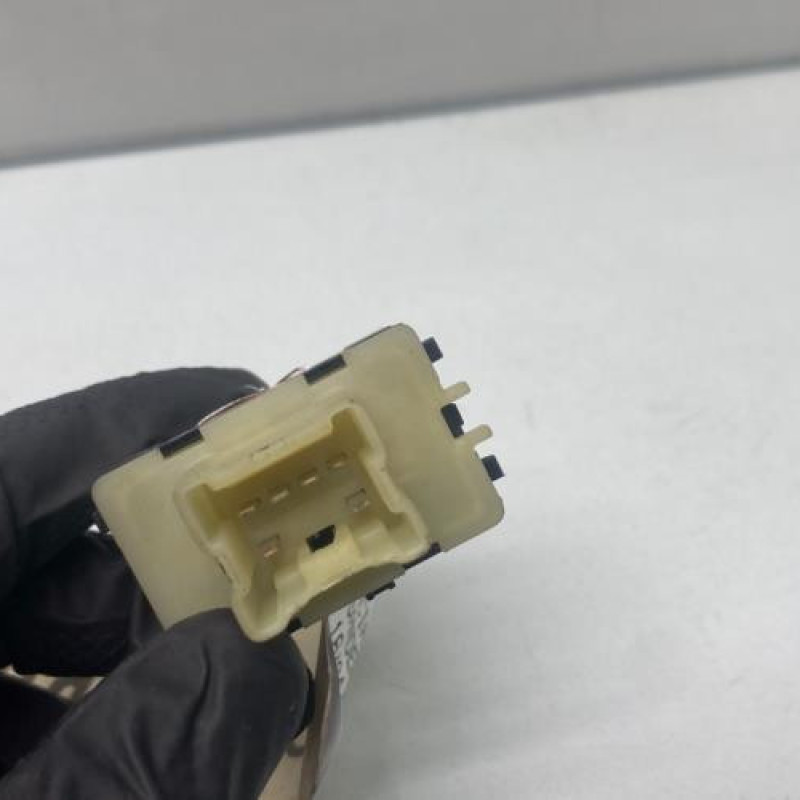 Interrupteur de leve vitre avant gauche DACIA SANDERO 2 Photo n°4