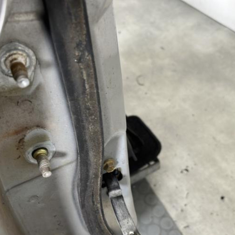 Porte avant droit NISSAN MICRA 3 Photo n°3