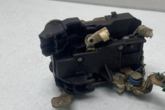 Serrure avant droit RENAULT CLIO 1