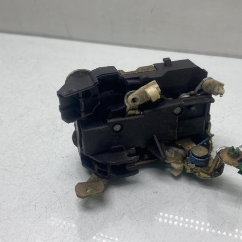 Serrure avant droit RENAULT CLIO 1 Photo n°2